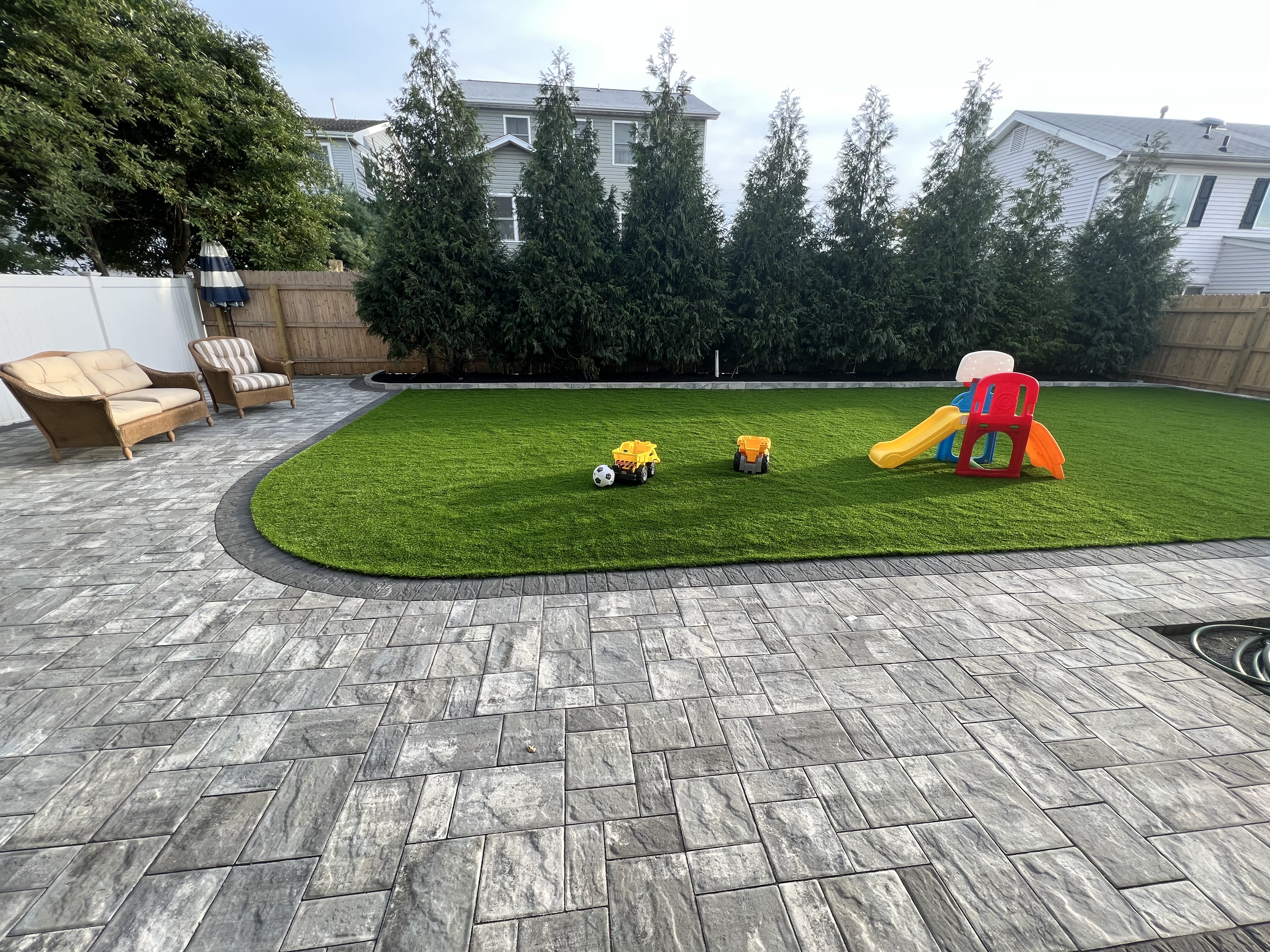 children_s play yard